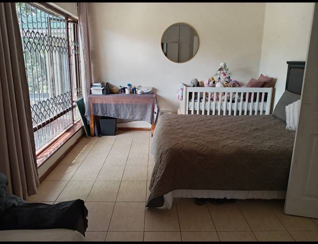 3 BEDROOM HOUSE FOR SALE IN ESCOMBE